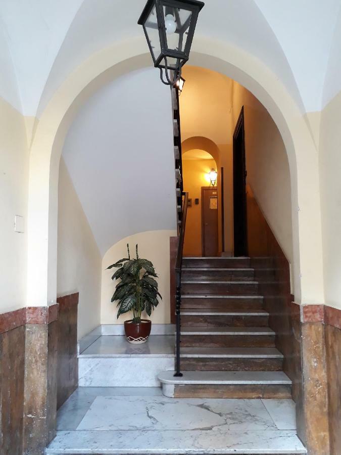 Toberto Apartment Rome Bagian luar foto